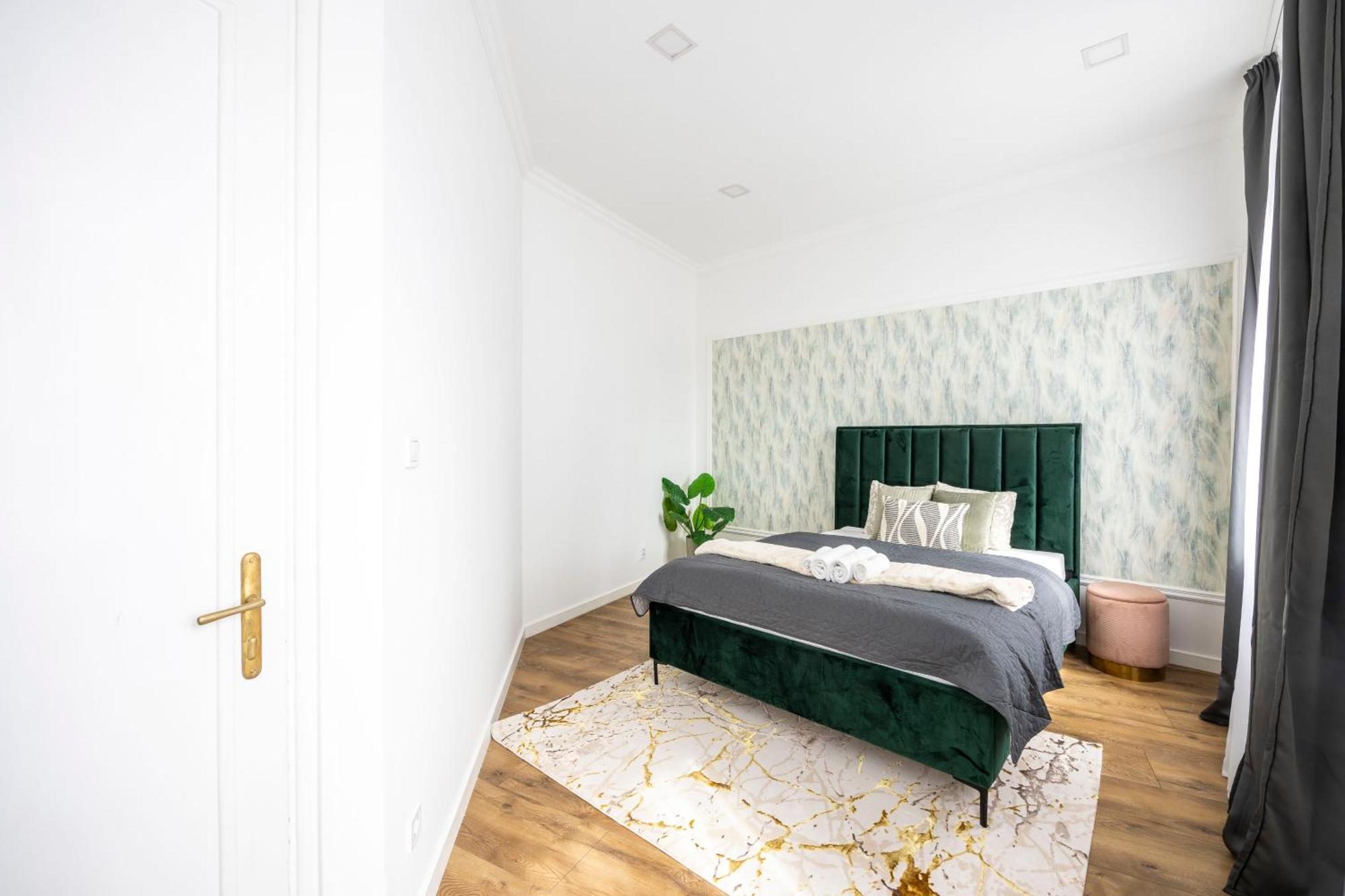 Appartement Luxy Spacious & Cozy With Balcony *